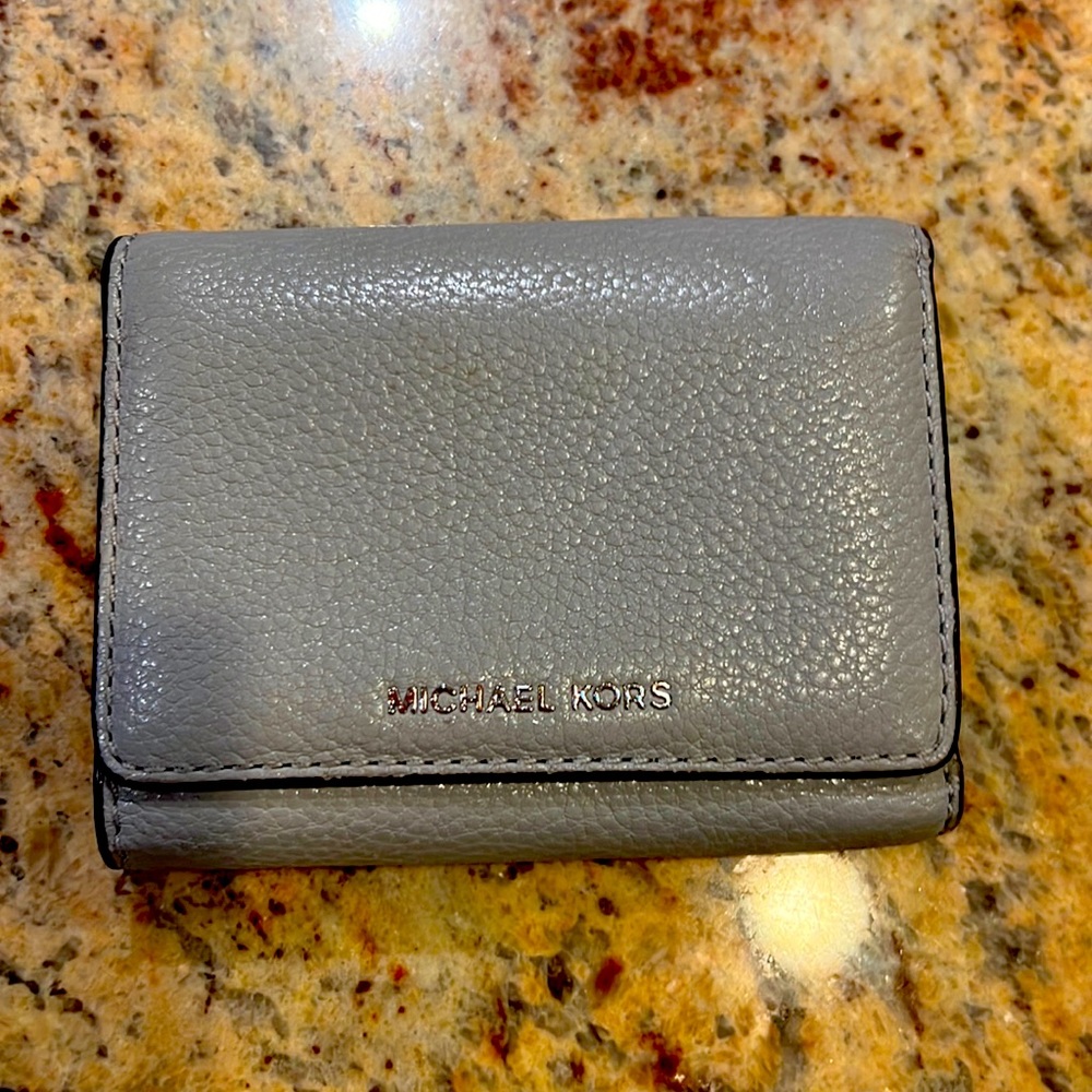 Michael Kors wallet in light grey